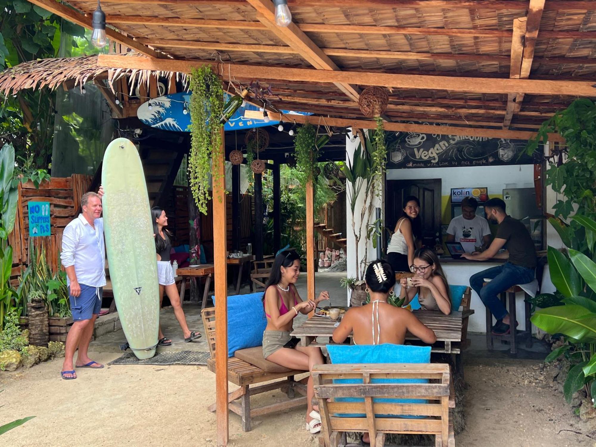 بيت شباب Wave Retreat جنرال لونا المظهر الخارجي الصورة
